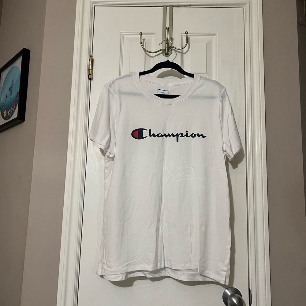Champion Size XL White Tee